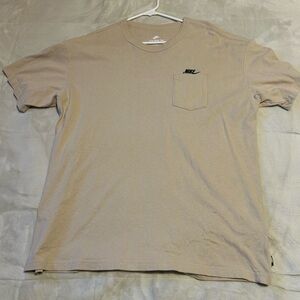 Nike Men's Beige Short Sleeve Tee